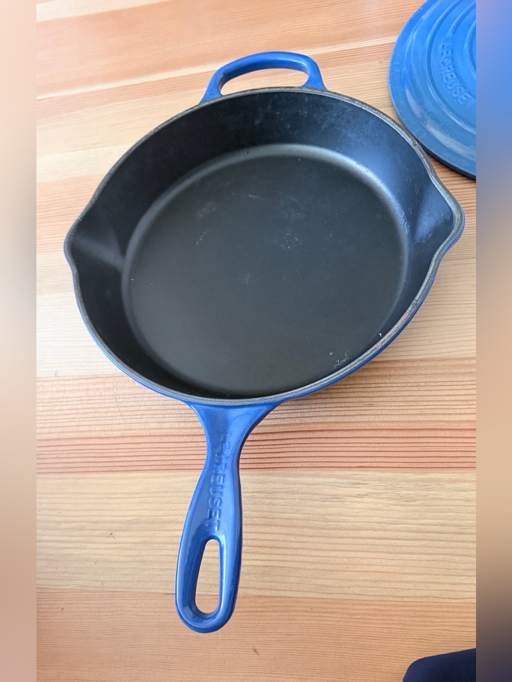 Le creuset saute pan
